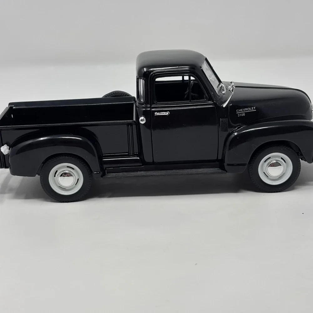 1953 Chevrolet 3100 Pickup Truck Welly Premium Edition 1:24 Diecast Metal Black